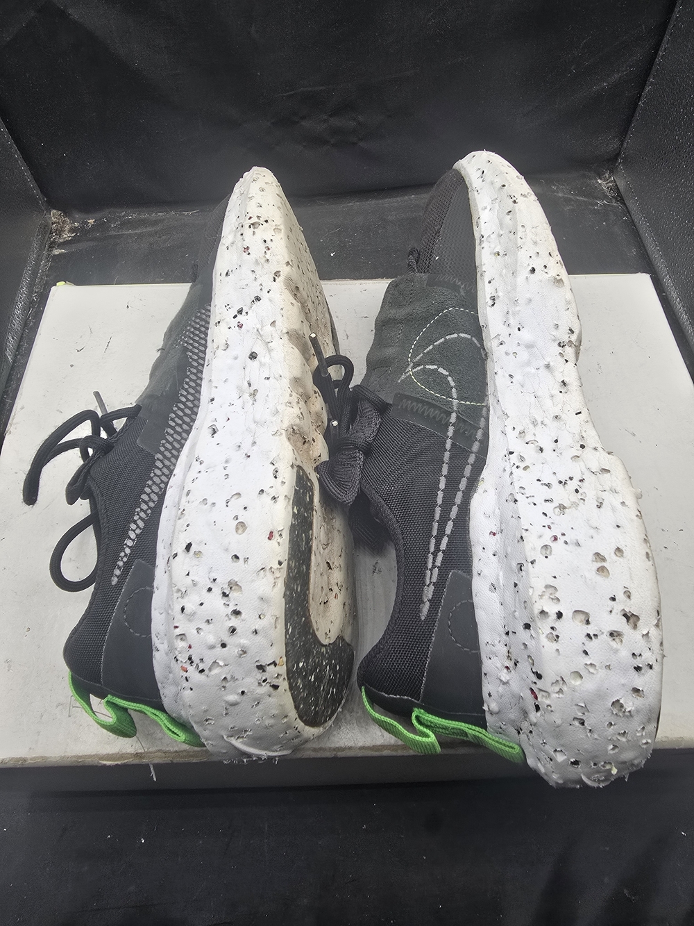 Nike Men’s Black and White Athletic Shoes‎ with Green Accents - Picture 3 of 7